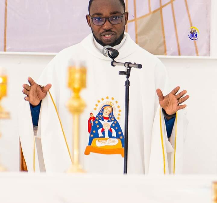 « Quarante jours pour transformer nos cœurs : prier, jeûner, partager »